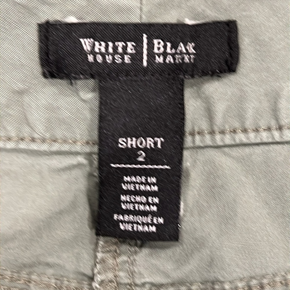White House Black Market Green Cargo Shorts Size 2 - Picture 7 of 10